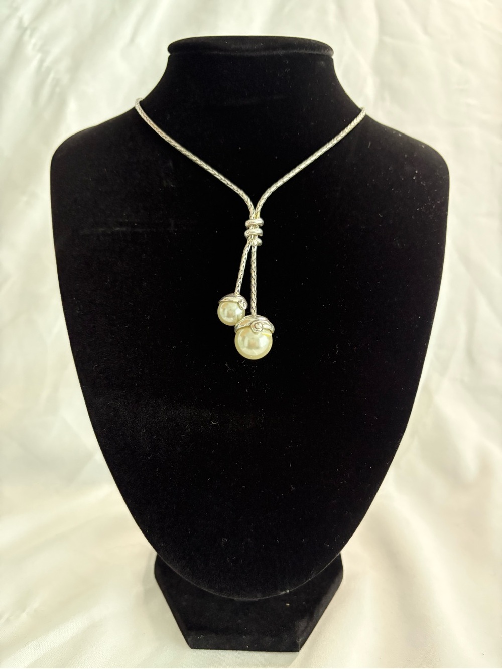 Brighton Elegant Twist Silver Pearl Drop Lariat Necklace - Cream Pearls